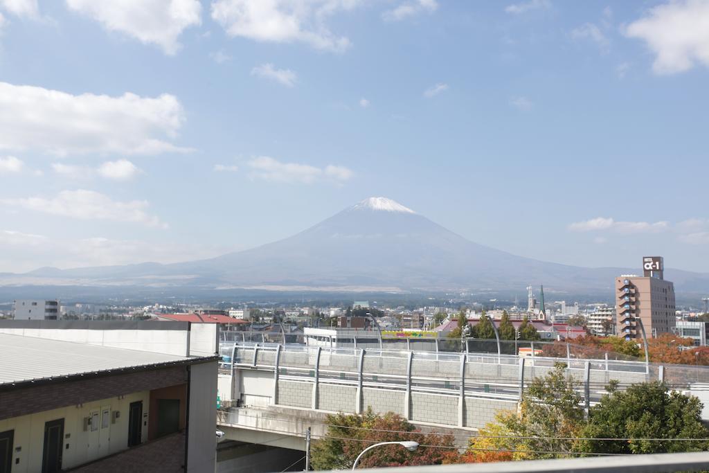 Kuretake Inn Gotemba Inter Gold Cabin Ruang foto