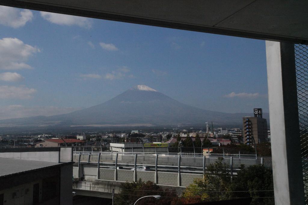 Kuretake Inn Gotemba Inter Gold Cabin Ruang foto